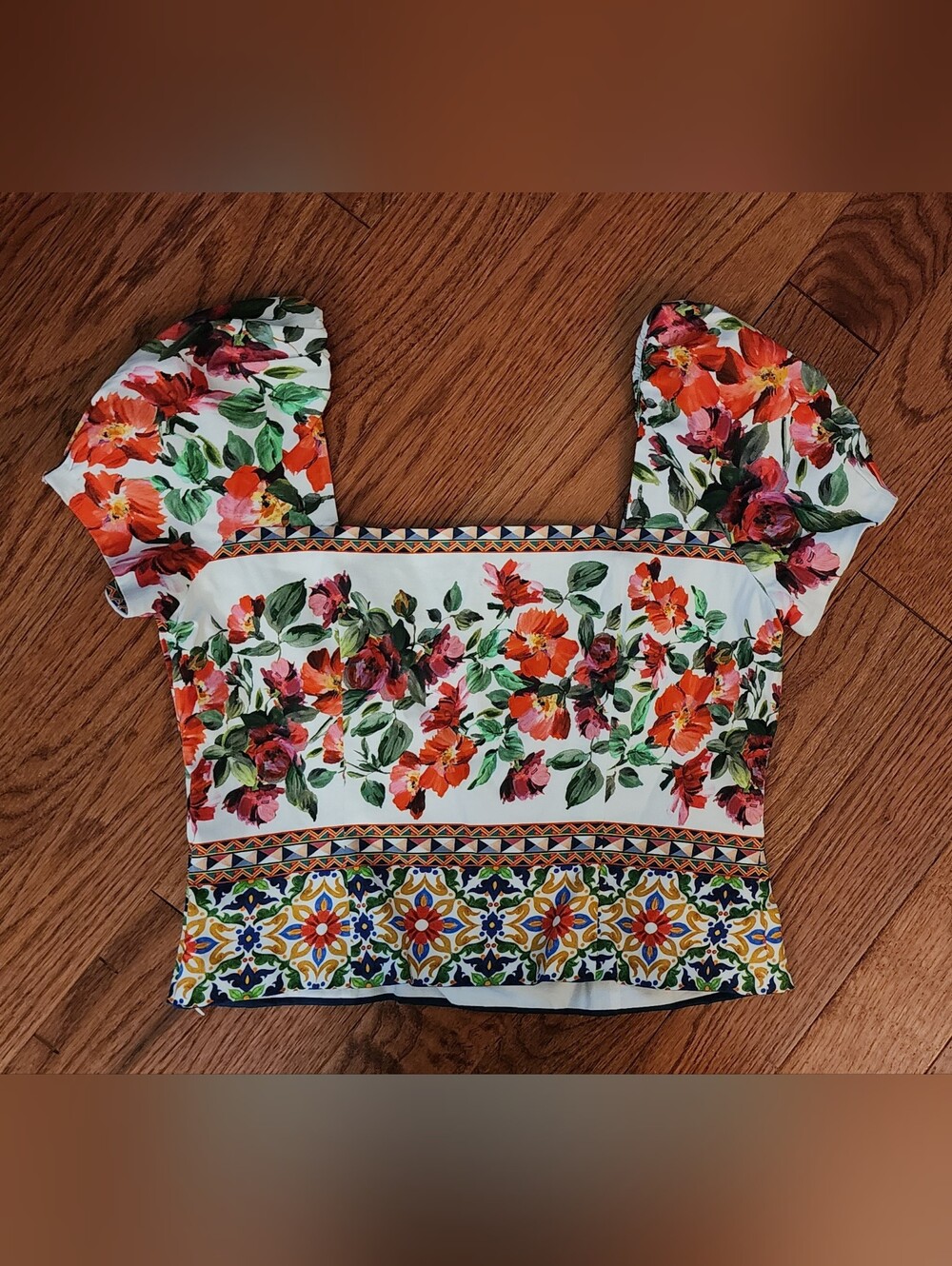 Antonio Milani Floral Square-Neck Crop Top. Size 8.
